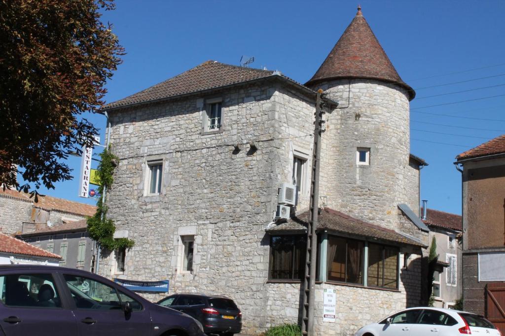 Logis Hotels- Auberge De La Tour - Hotel Et Restaurant Sauzet  Luaran gambar