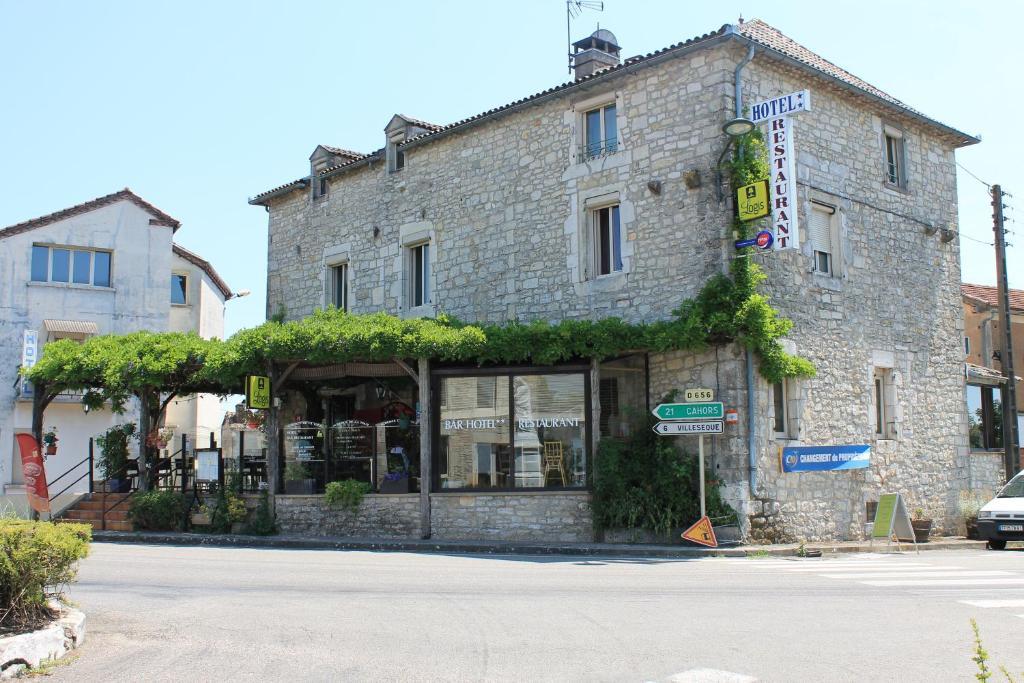 Logis Hotels- Auberge De La Tour - Hotel Et Restaurant Sauzet  Luaran gambar